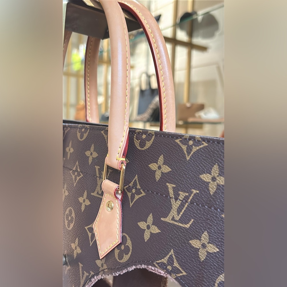 LOUIS VUITTON x COMME DES GARÇON Rei Kawakubo Bag - Picture 15 of 16